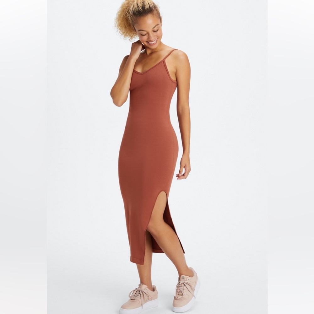 Fabletics dress terracotta